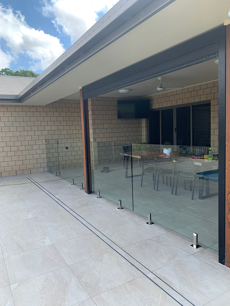 Read more about the article Glass Pool Fence Verandah
